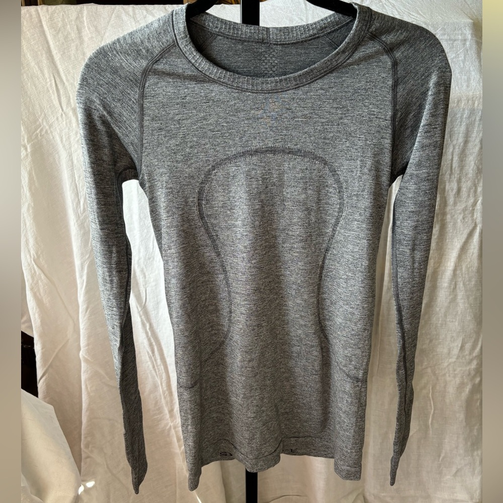 Lululemon Swiftly